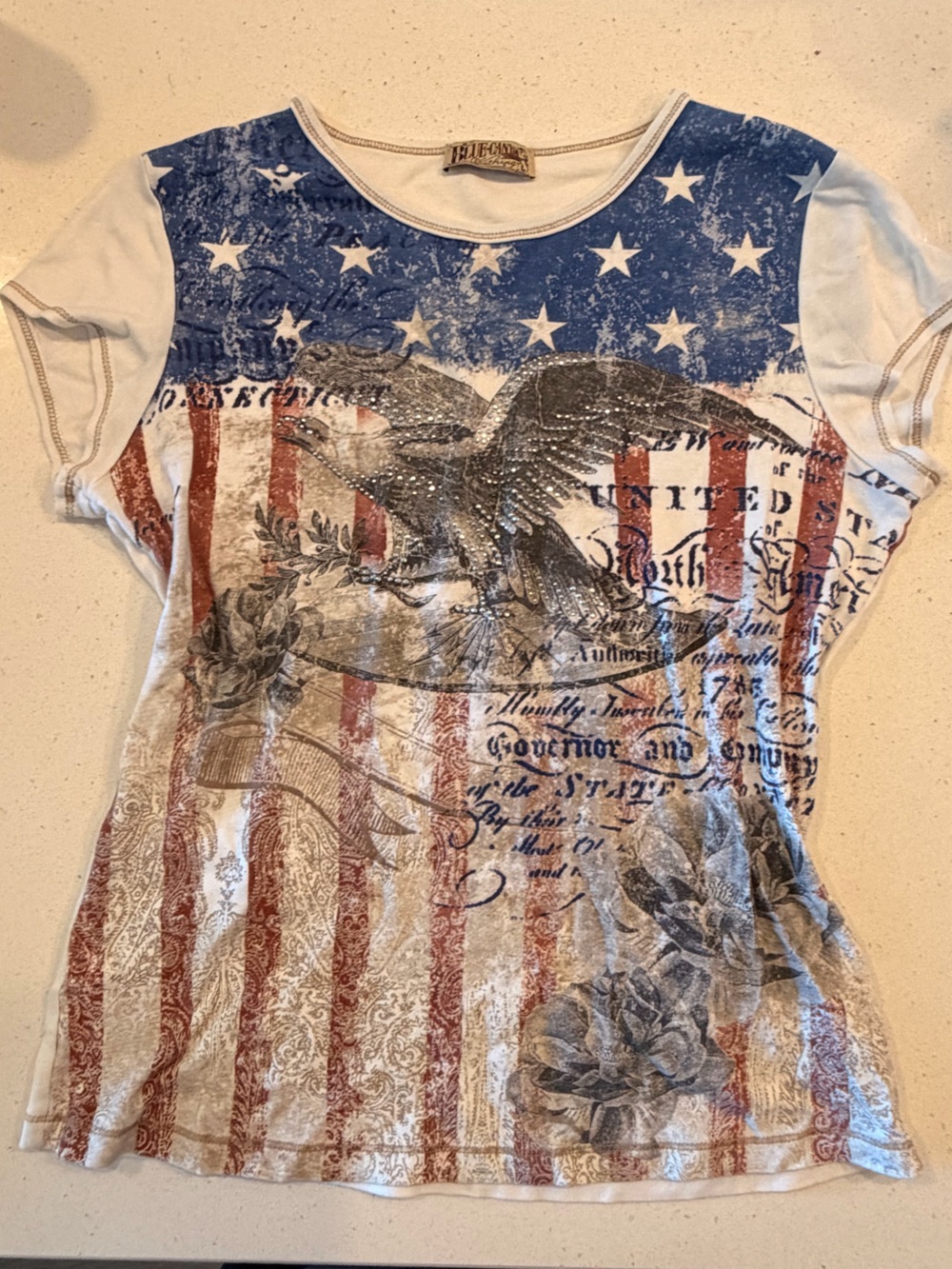 Women's Short Sleeve Graphic Tee - Patriotic Eagle Print - Unknown Brand